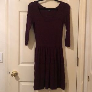 Maroon quarter sleeve dress